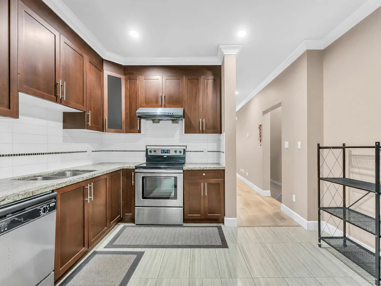 23-12036 66 Avenue, Surrey, BC, V3W 3M2 - 12