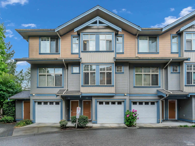 23-12036 66 Avenue, Surrey, BC, V3W 3M2
