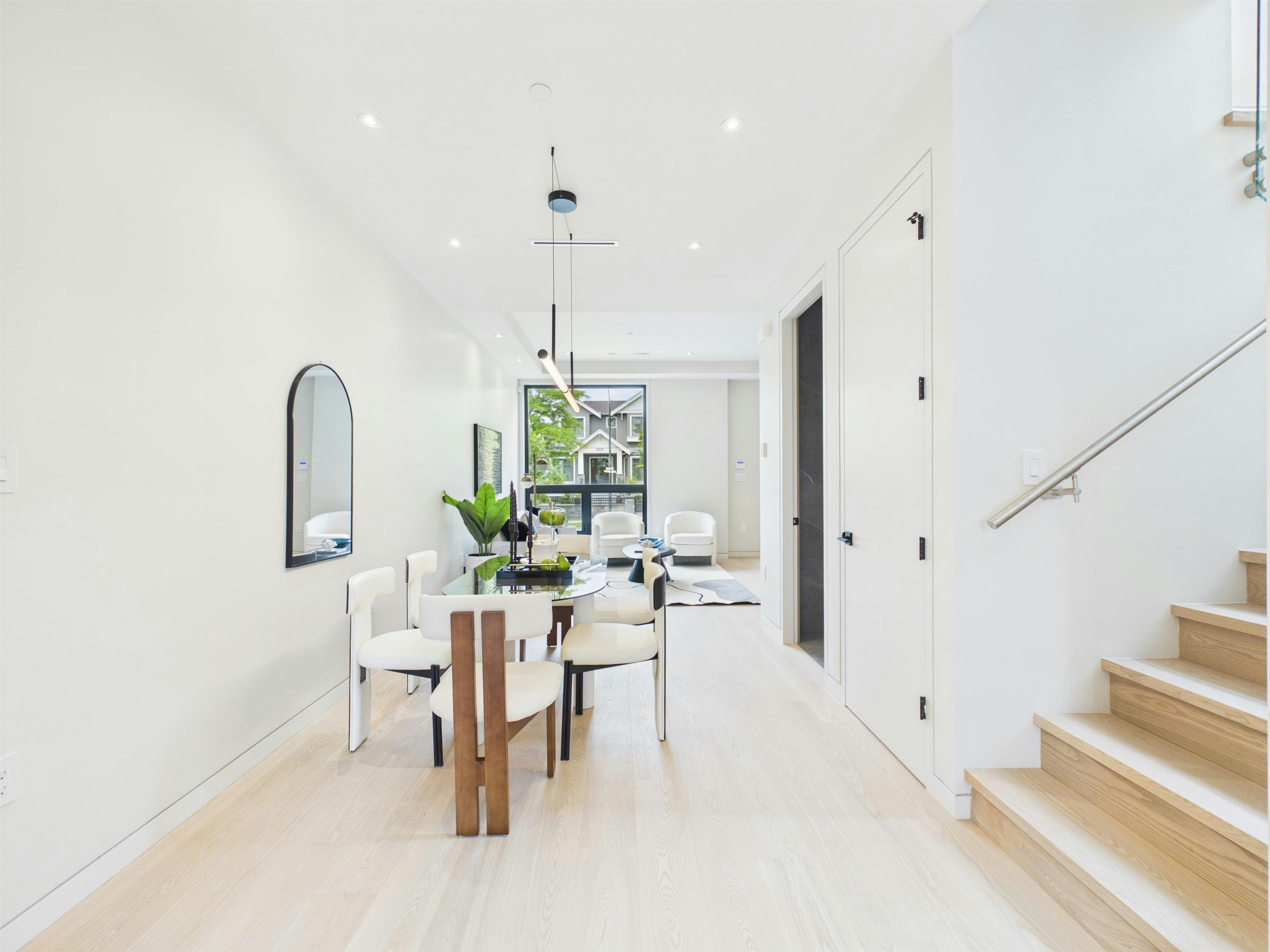 2230 W 21st Avenue, Vancouver, BC, V6L 1J5 - 9