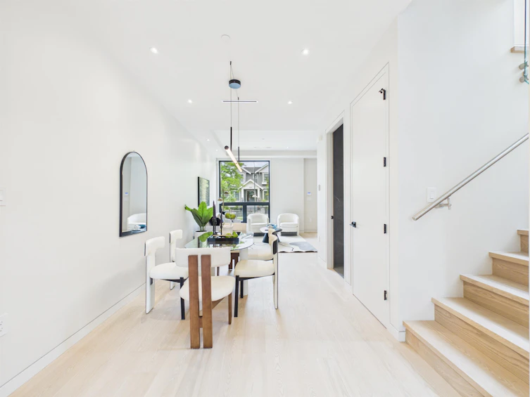 2230 W 21st Avenue, Vancouver, BC, V6L 1J5 - 9