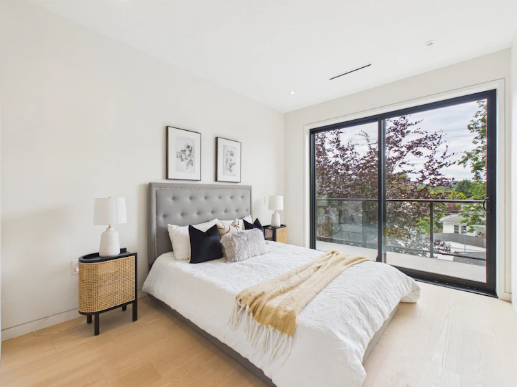 2230 W 21st Avenue, Vancouver, BC, V6L 1J5 - 22