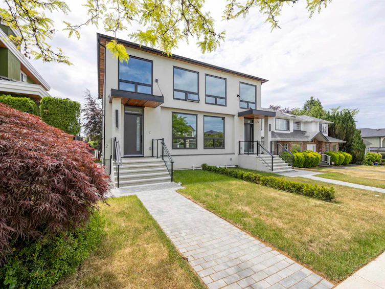 2230 W 21st Avenue, Vancouver, BC, V6L 1J5 - 38
