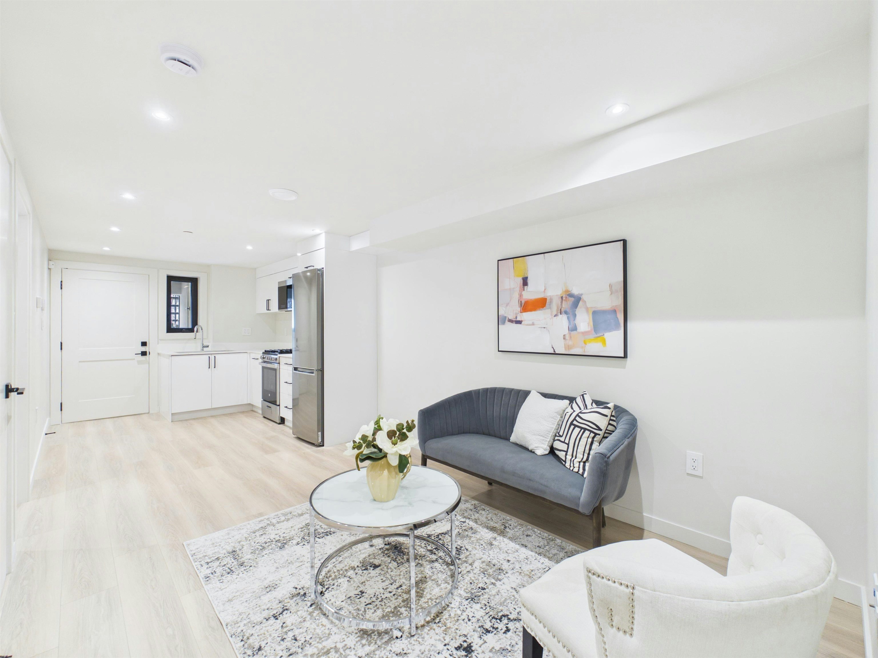 2230 W 21st Avenue, Vancouver, BC, V6L 1J5 - 33