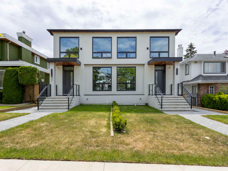 2230 W 21st Avenue, Vancouver, BC, V6L 1J5