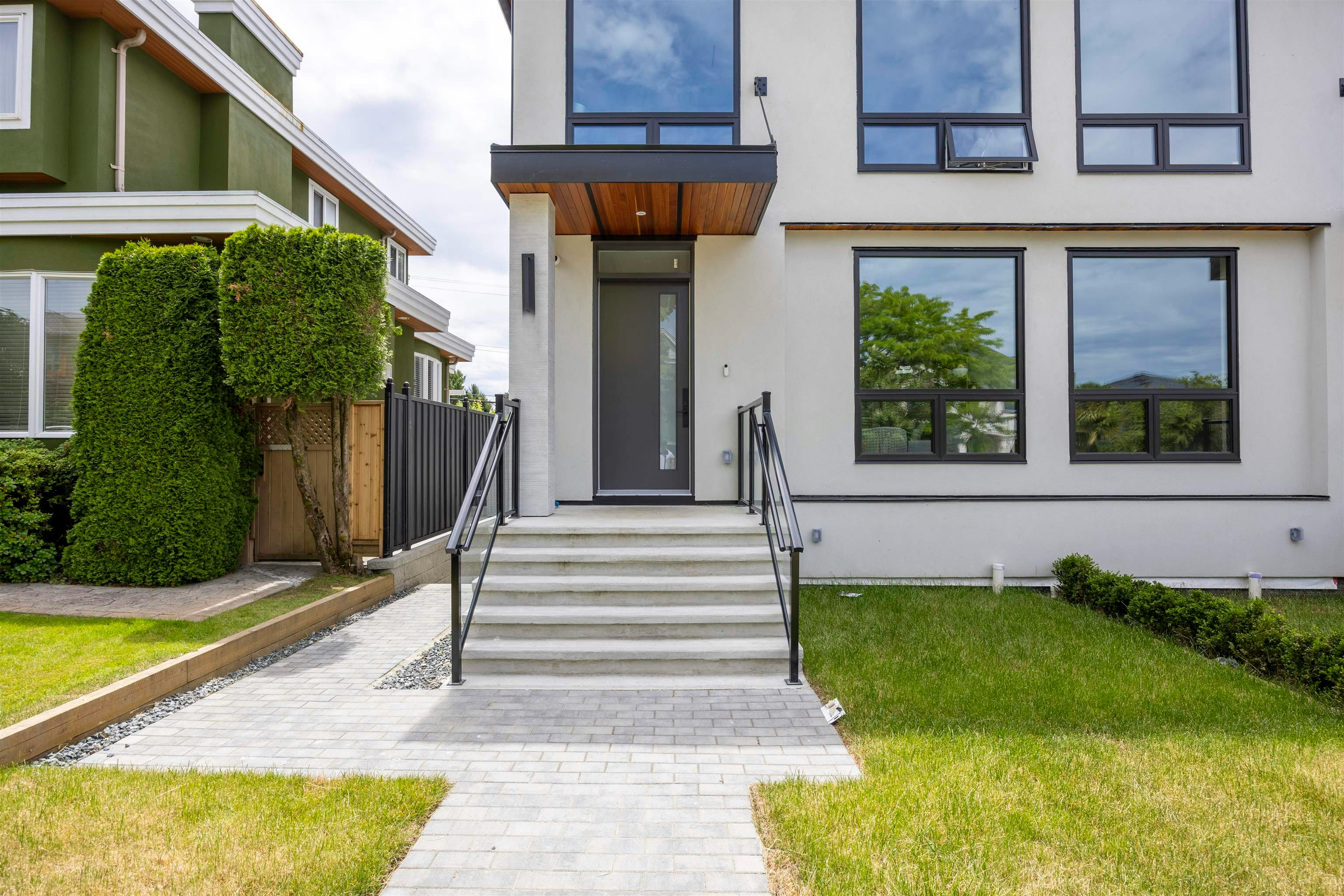 2230 W 21st Avenue, Vancouver, BC, V6L 1J5 - 40