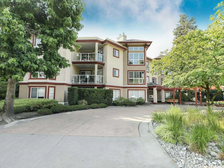 302-15342 20th Avenue, Surrey, BC, V4A 2A3 - 30