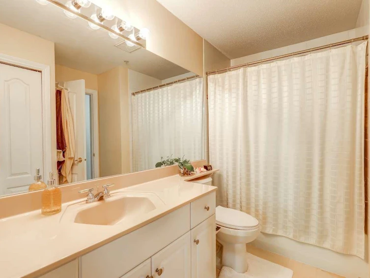 302-15342 20th Avenue, Surrey, BC, V4A 2A3 - 28