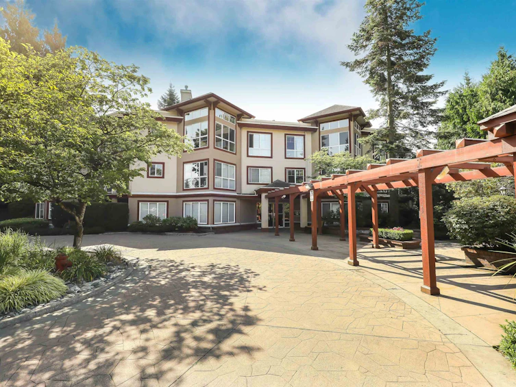 302-15342 20th Avenue, Surrey, BC, V4A 2A3