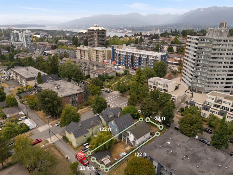 3906 Pender Street, Burnaby, BC, V5C 2L6 - 8