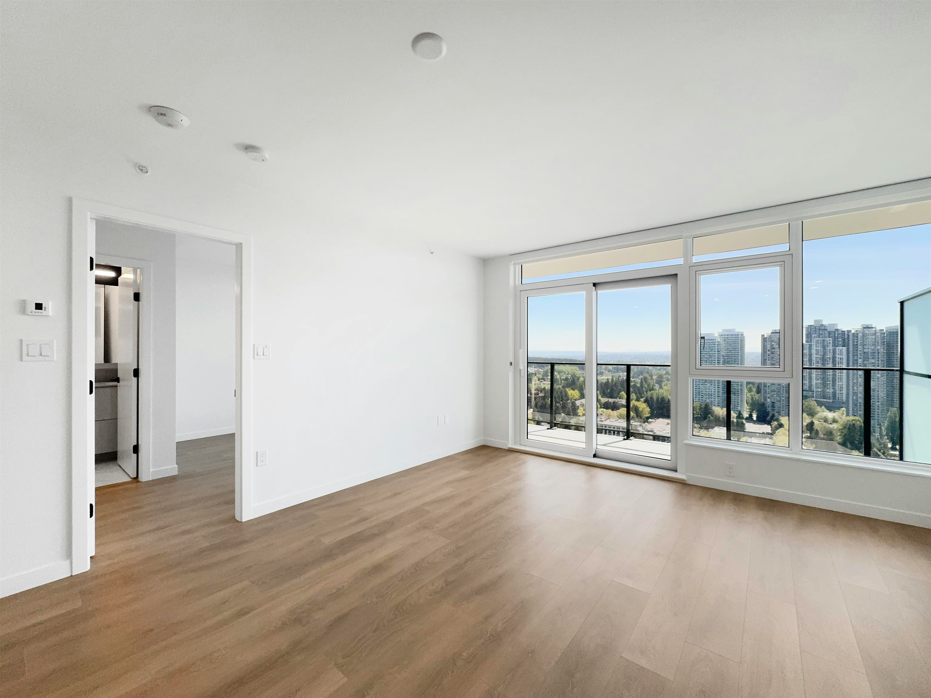 29XX-13738 Central Avenue, Surrey, BC, V3T 0X5 - 5
