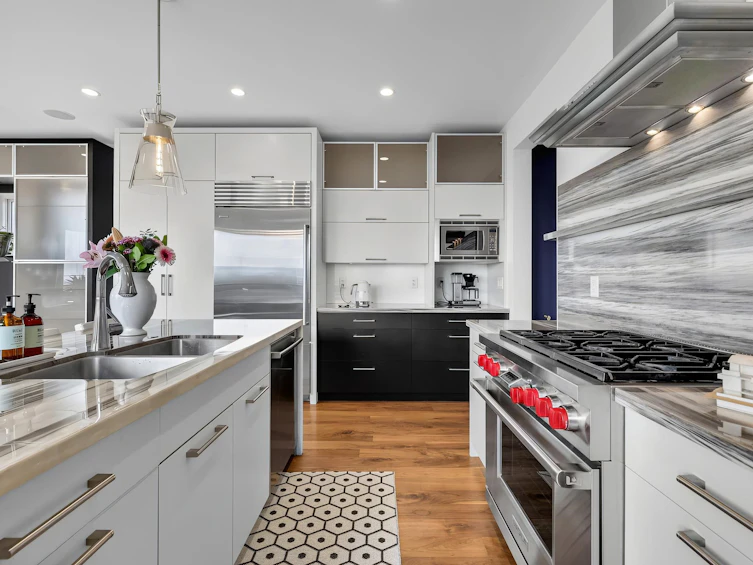 942 Keil Street, Surrey, BC, V4B 4V7 - 9