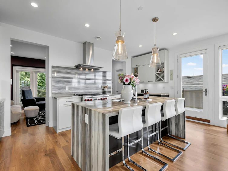 942 Keil Street, Surrey, BC, V4B 4V7 - 8