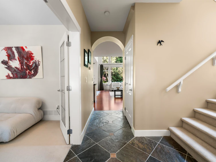 1931 Parkway Boulevard, Coquitlam, BC, V3E 3L5 - 2