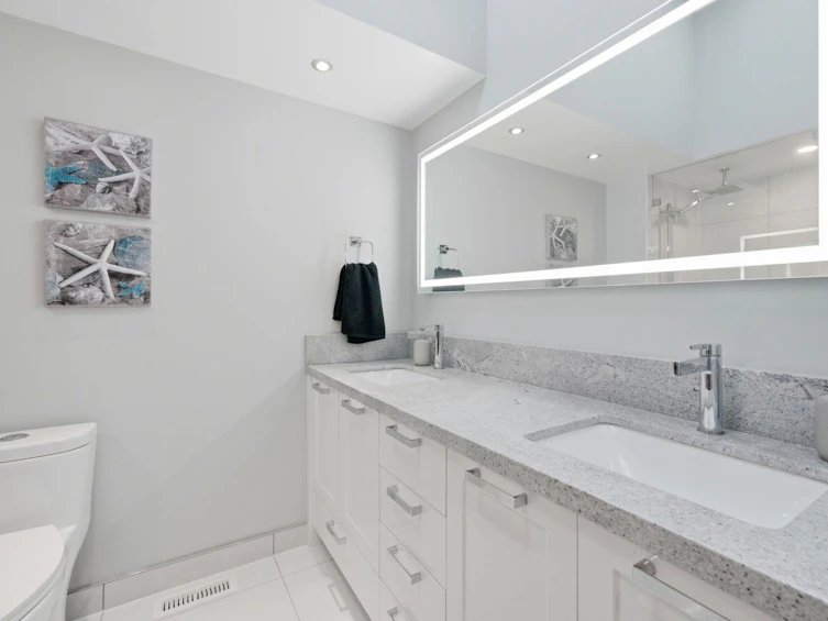 2023 Hill Drive, North Vancouver, BC, V7H 2N1 - 27