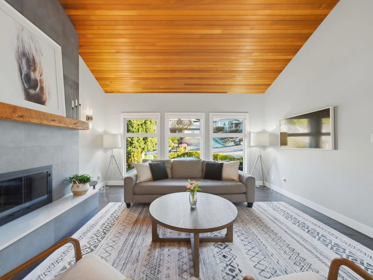 2023 Hill Drive, North Vancouver, BC, V7H 2N1 - 5