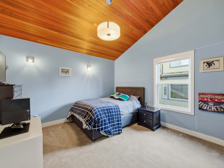 2023 Hill Drive, North Vancouver, BC, V7H 2N1 - 25