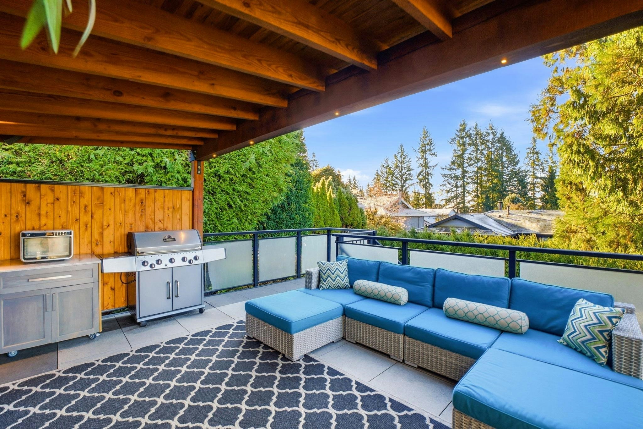 2023 Hill Drive, North Vancouver, BC, V7H 2N1 - 15