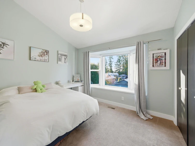 2023 Hill Drive, North Vancouver, BC, V7H 2N1 - 24