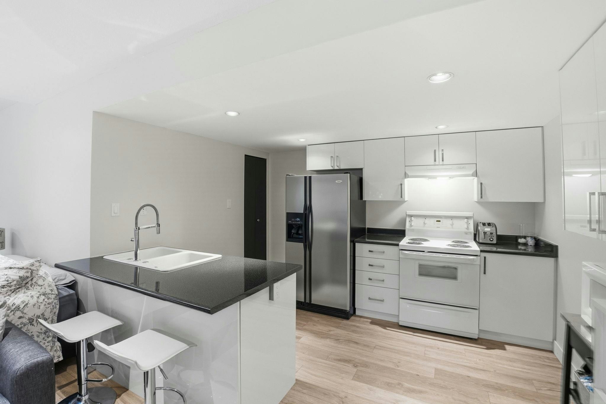 2023 Hill Drive, North Vancouver, BC, V7H 2N1 - 29