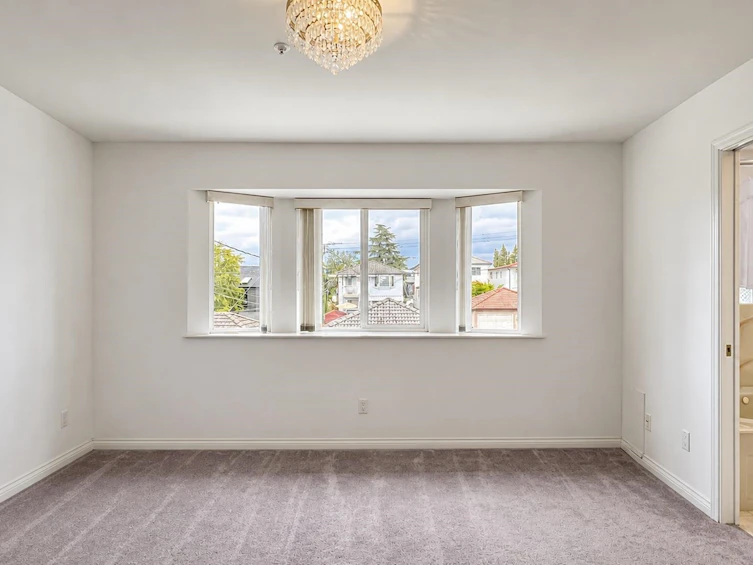 3211 Queens Avenue, Vancouver, BC, V5R 4T7 - 11