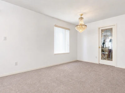 3211 Queens Avenue - 4