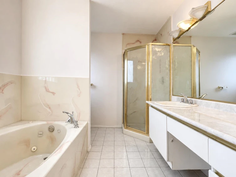 3211 Queens Avenue, Vancouver, BC, V5R 4T7 - 12