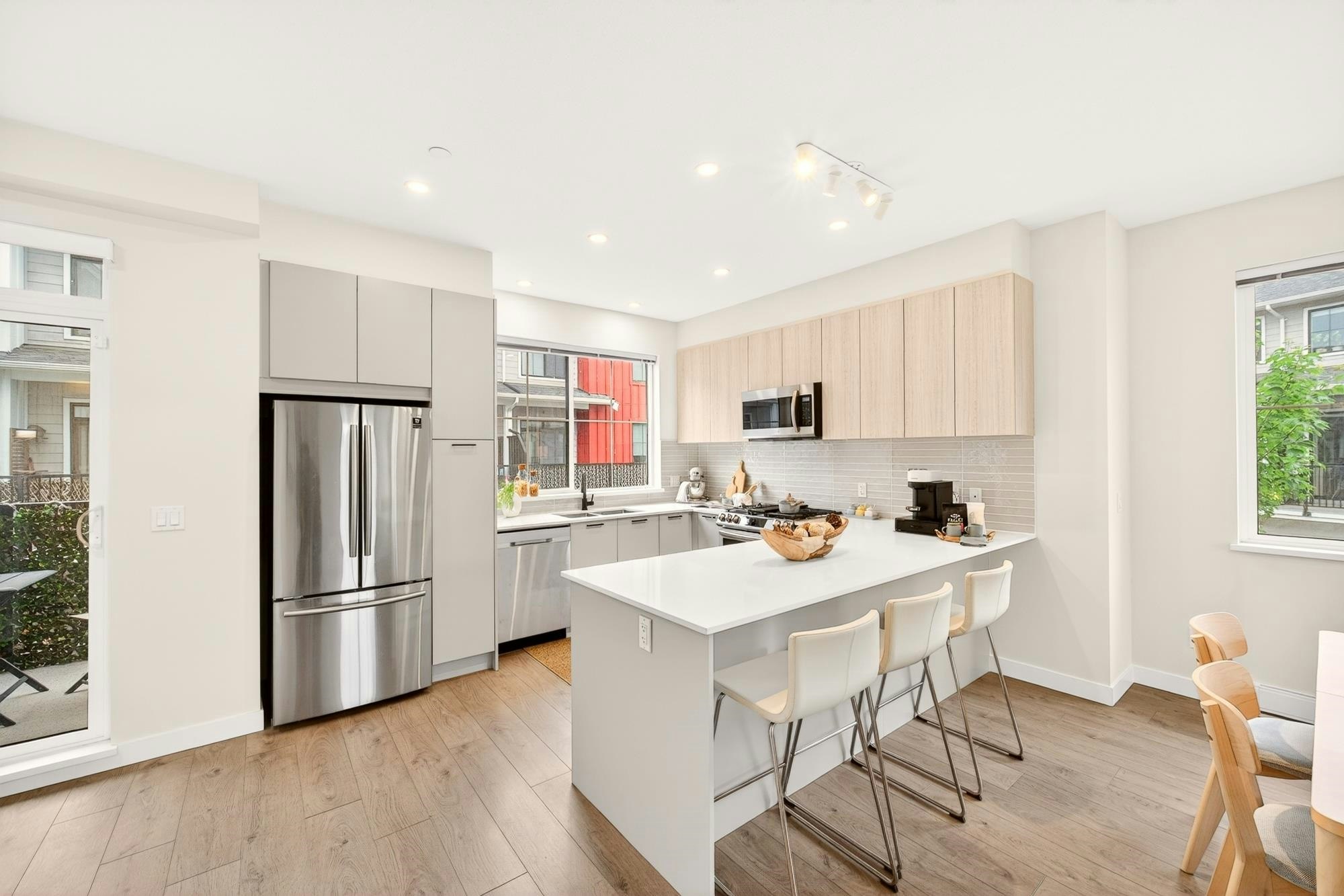 94-488 Furness Street, New Westminster, BC, V3M 0M1 - 10