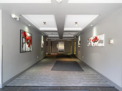 203-2349 Welcher Avenue - 2
