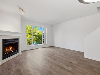 17-5900 Muir Drive - 5