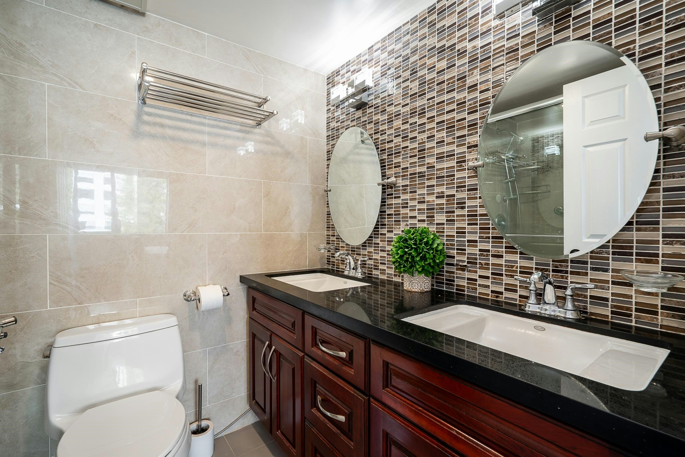 602-2090 Argyle Avenue, West Vancouver, BC, V7V 4R4 - 23