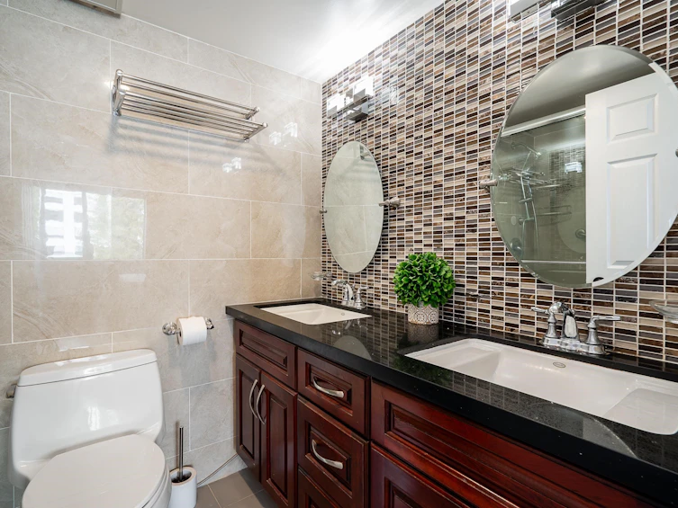 602-2090 Argyle Avenue, West Vancouver, BC, V7V 4R4 - 23