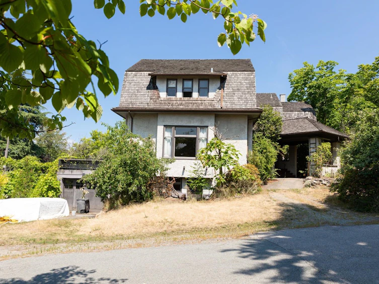 4987 Connaught Drive, Vancouver, BC, V6M 3E8 - 4