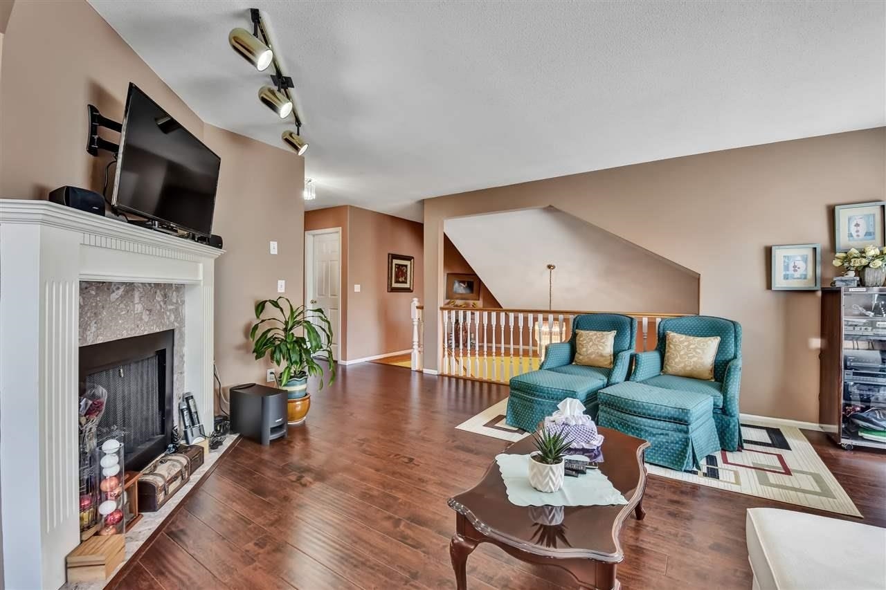 9256 152 Street - 5