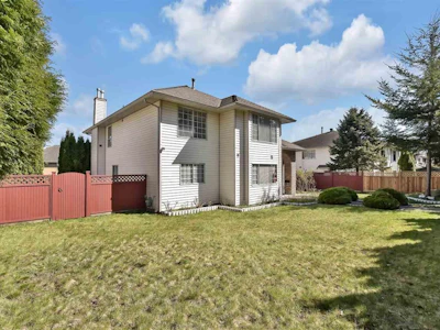 9256 152 Street - 2