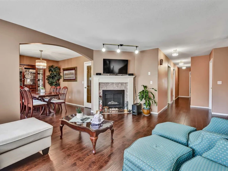9256 152 Street, Surrey, BC, V3R 4G2 - 6