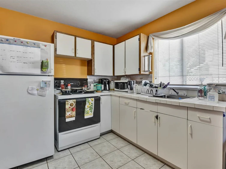 9256 152 Street, Surrey, BC, V3R 4G2 - 13