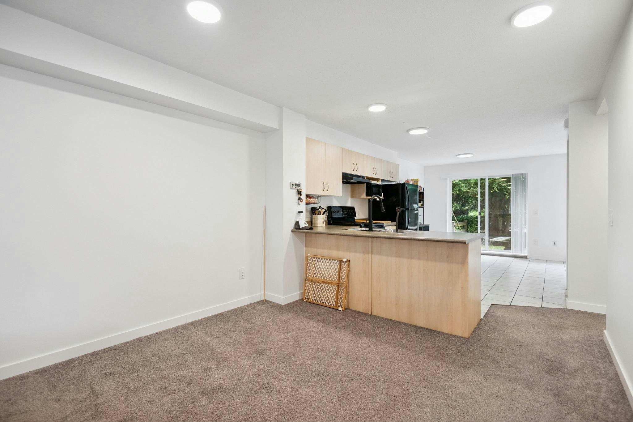 26-15871 85 Avenue, Surrey, BC, V4N 0Y9 - 9