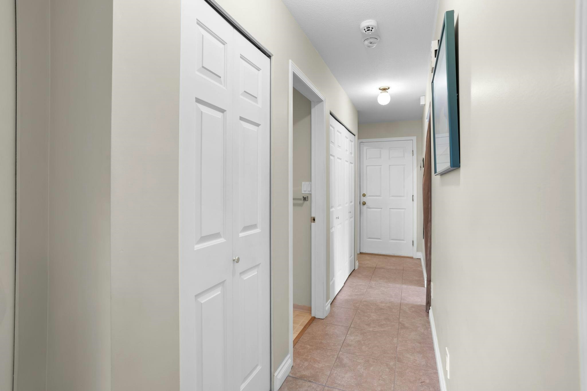 21-12276 189a Street, Pitt Meadows, BC, V3Y 2G2 - 22