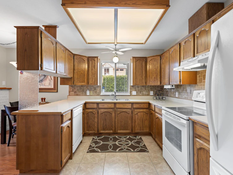 21-12276 189a Street, Pitt Meadows, BC, V3Y 2G2 - 10