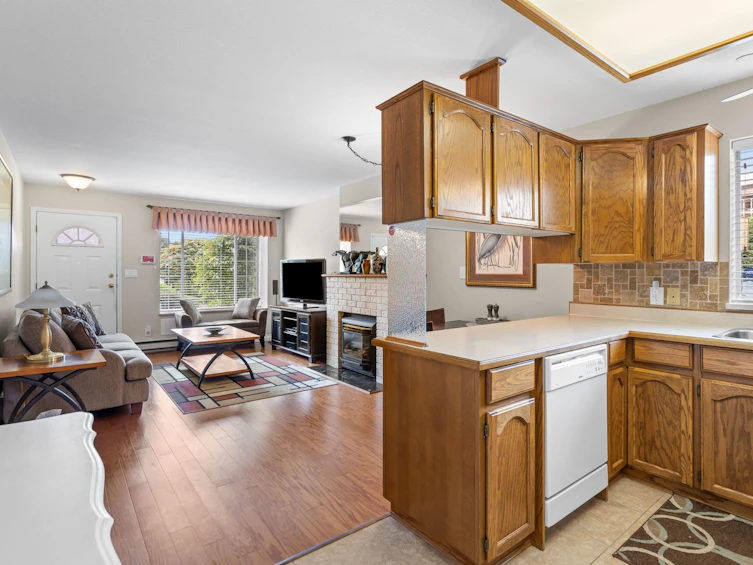 21-12276 189a Street, Pitt Meadows, BC, V3Y 2G2 - 11