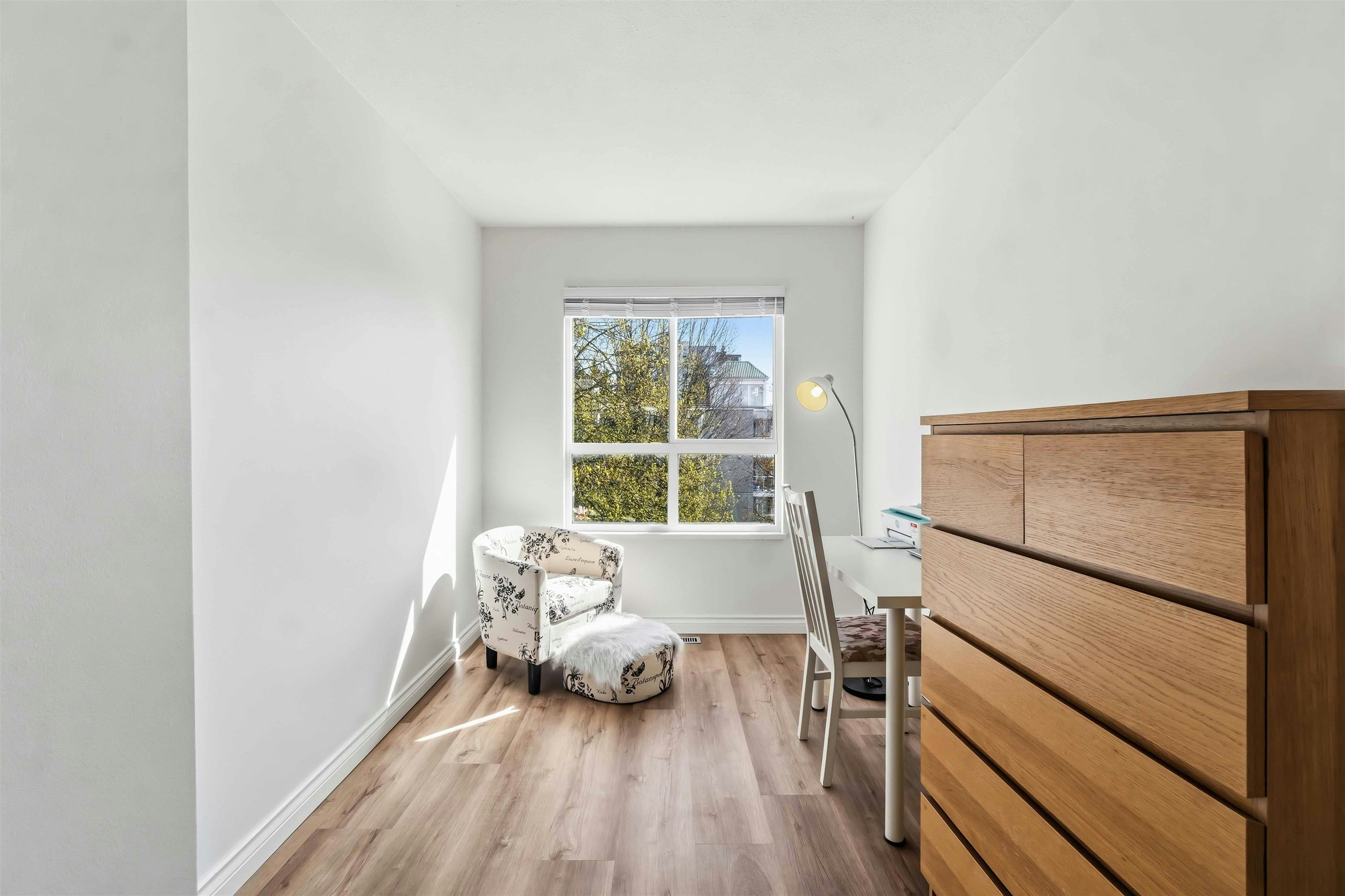 8433 Jellicoe Street, Vancouver, BC, V5S 2J4 - 12