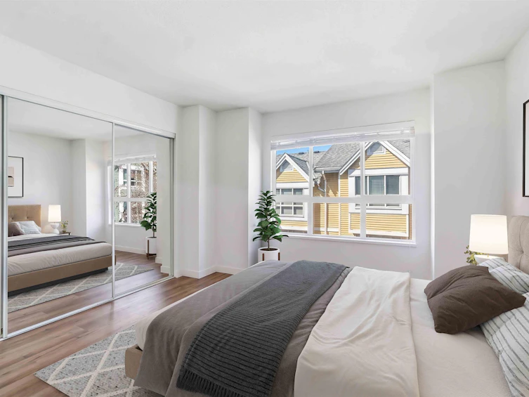 8433 Jellicoe Street, Vancouver, BC, V5S 2J4 - 9