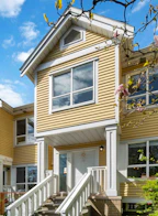 8433 Jellicoe Street