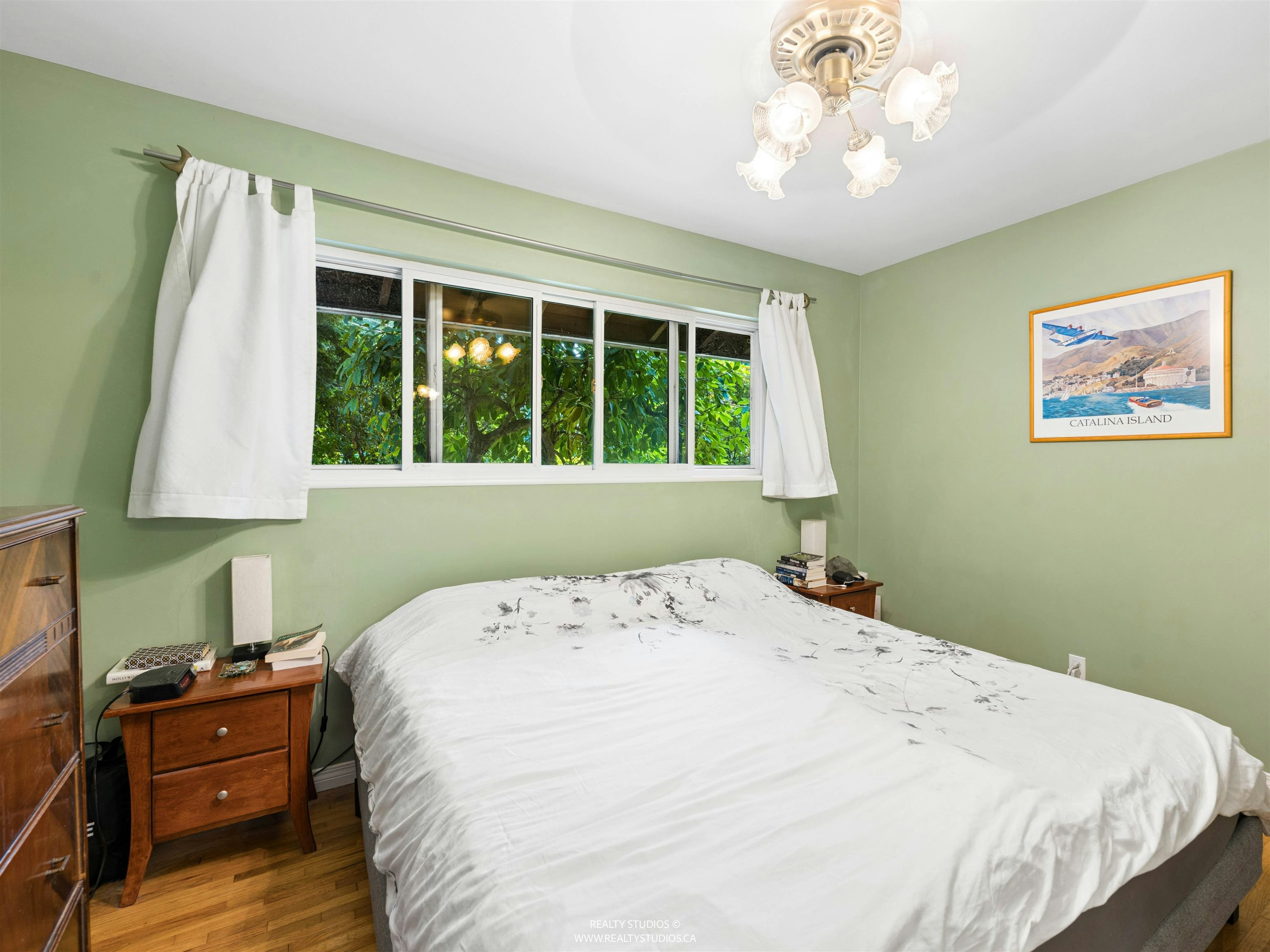 1525 Avonlynn Crescent, North Vancouver, BC, V7J 2V2 - 13