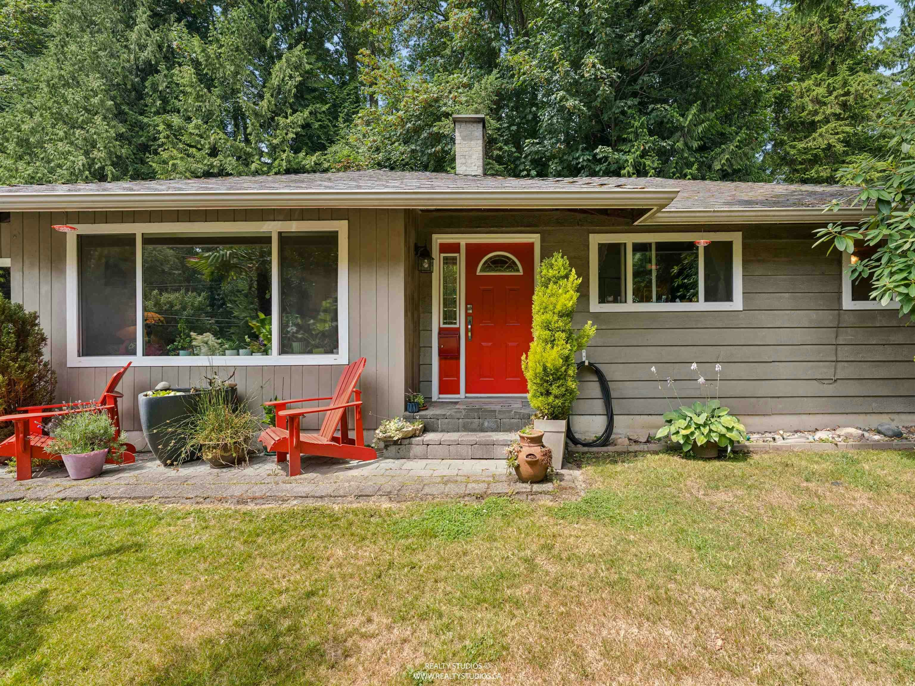 1525 Avonlynn Crescent, North Vancouver, BC, V7J 2V2 - 20