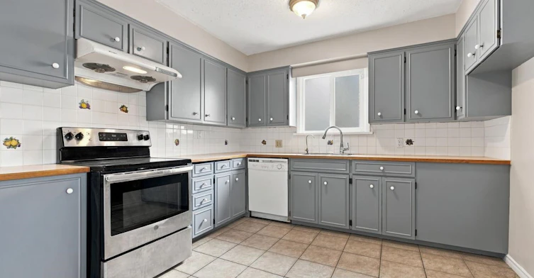 5809 Granville Street, Vancouver, BC, V6M 3C8 - 5