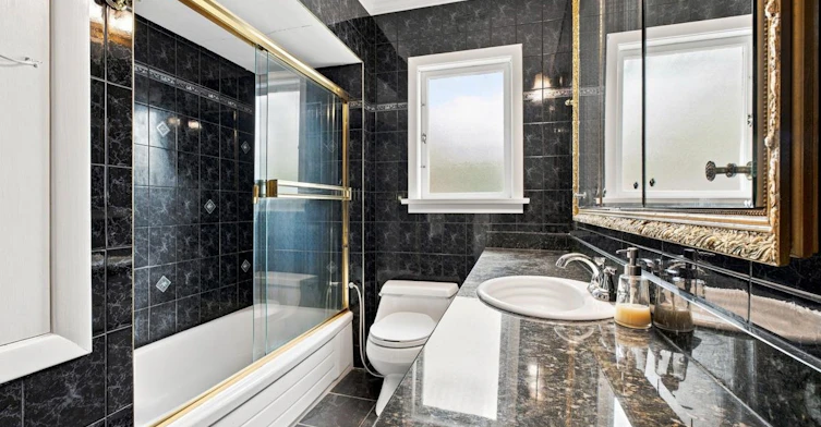 5809 Granville Street, Vancouver, BC, V6M 3C8 - 14