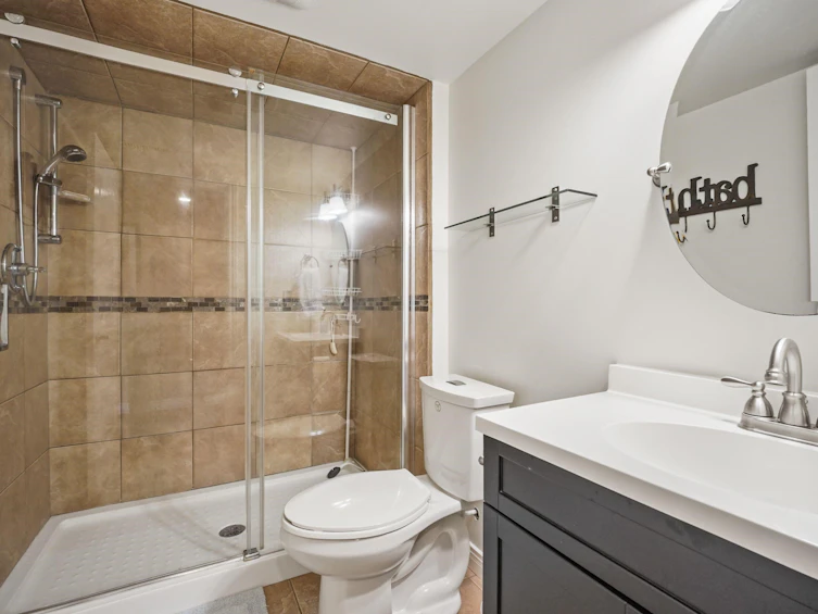 18045 70a Avenue, Surrey, BC, V3S 7C5 - 27