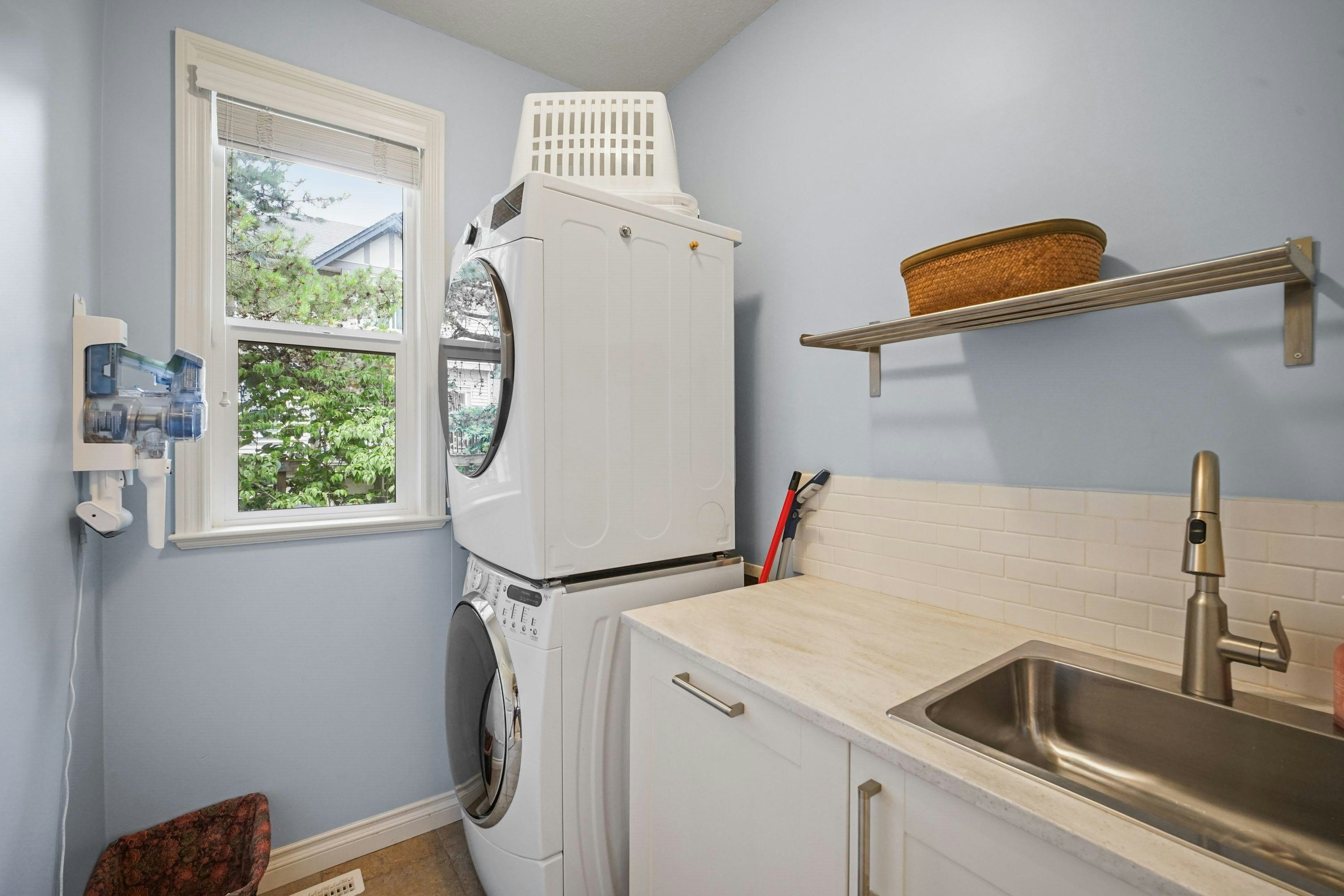 18045 70a Avenue, Surrey, BC, V3S 7C5 - 12