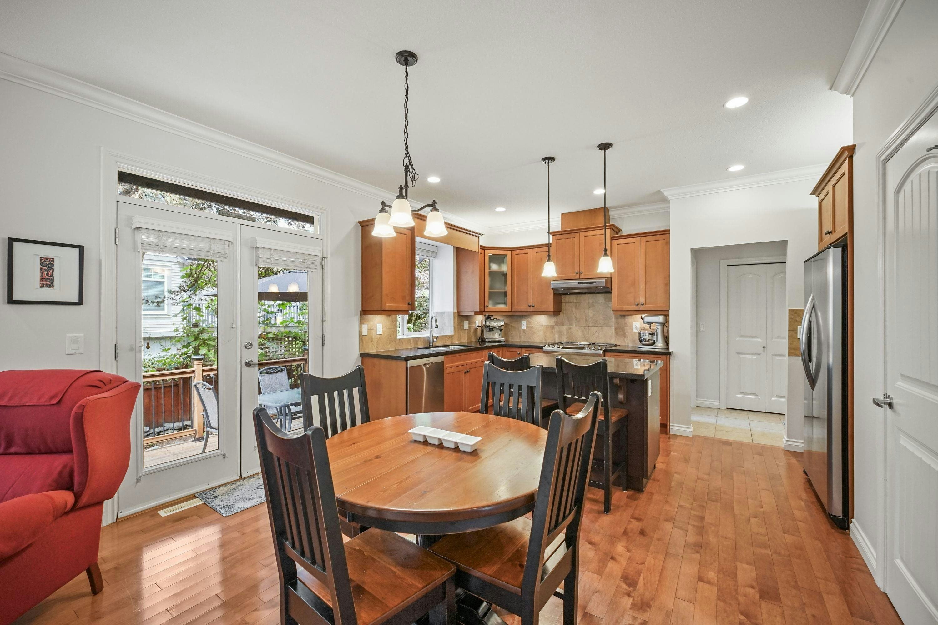 18045 70a Avenue, Surrey, BC, V3S 7C5 - 8